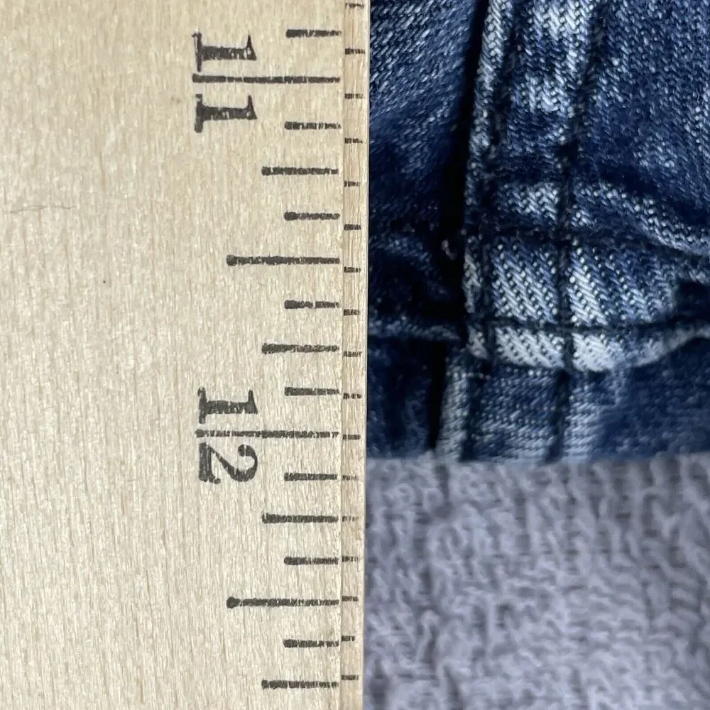 Levis levi signature